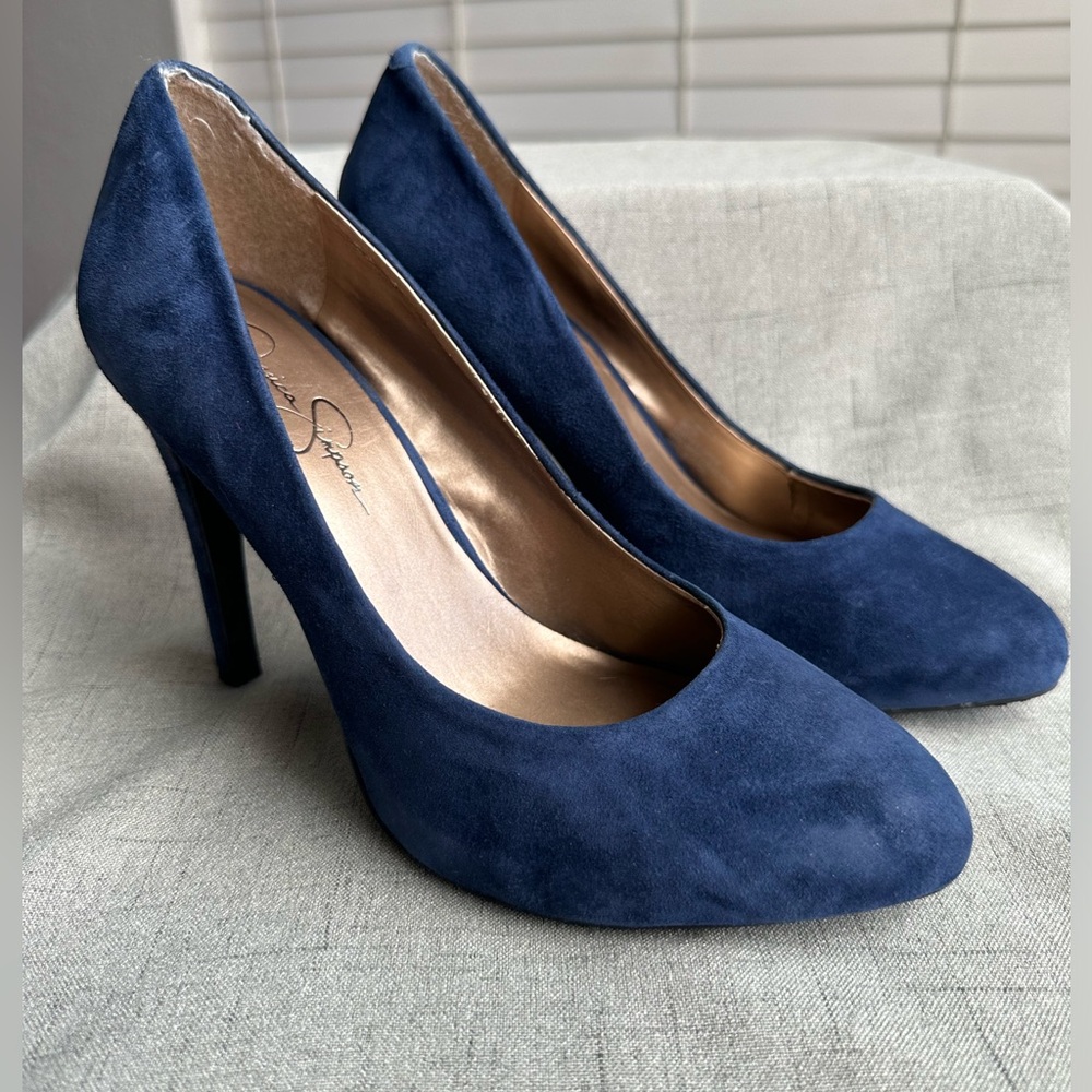 Jessica Simpson blue suede pumps